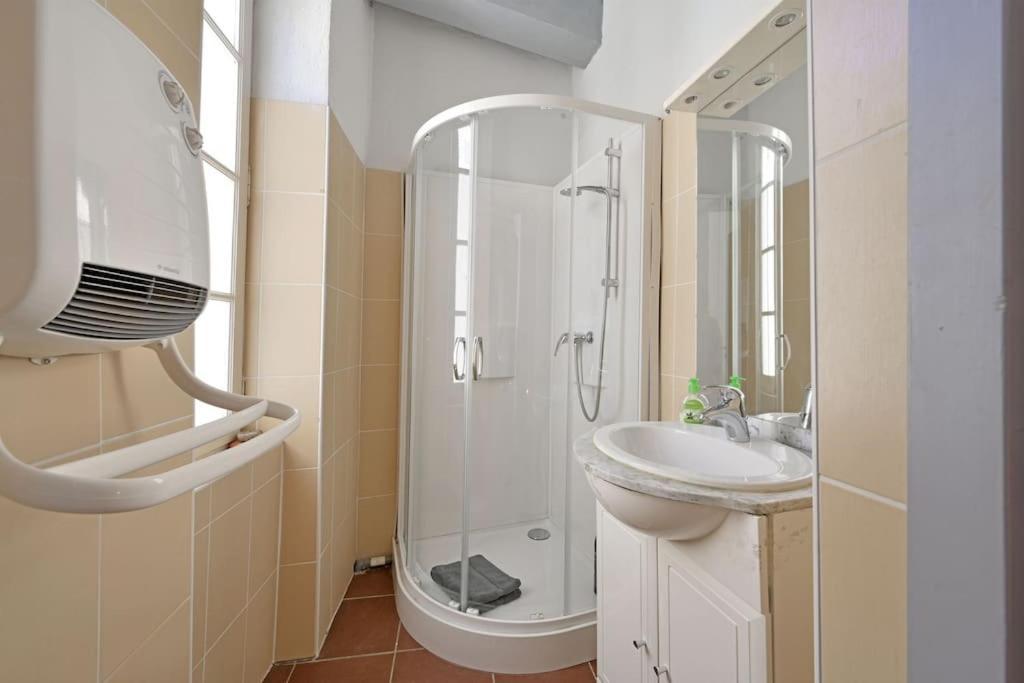 Pops Flat - Parking Prive Gratuit - Wi-Fi - Ac Clim Avignon Exterior foto