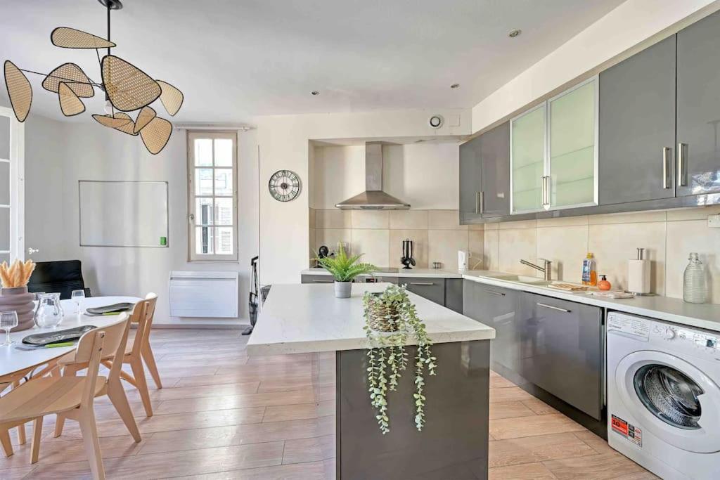 Pops Flat - Parking Prive Gratuit - Wi-Fi - Ac Clim Avignon Exterior foto